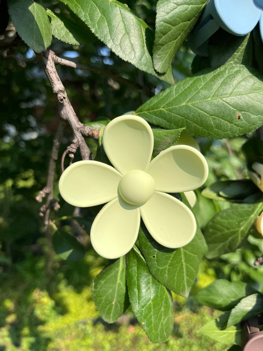 Green Flower Clip