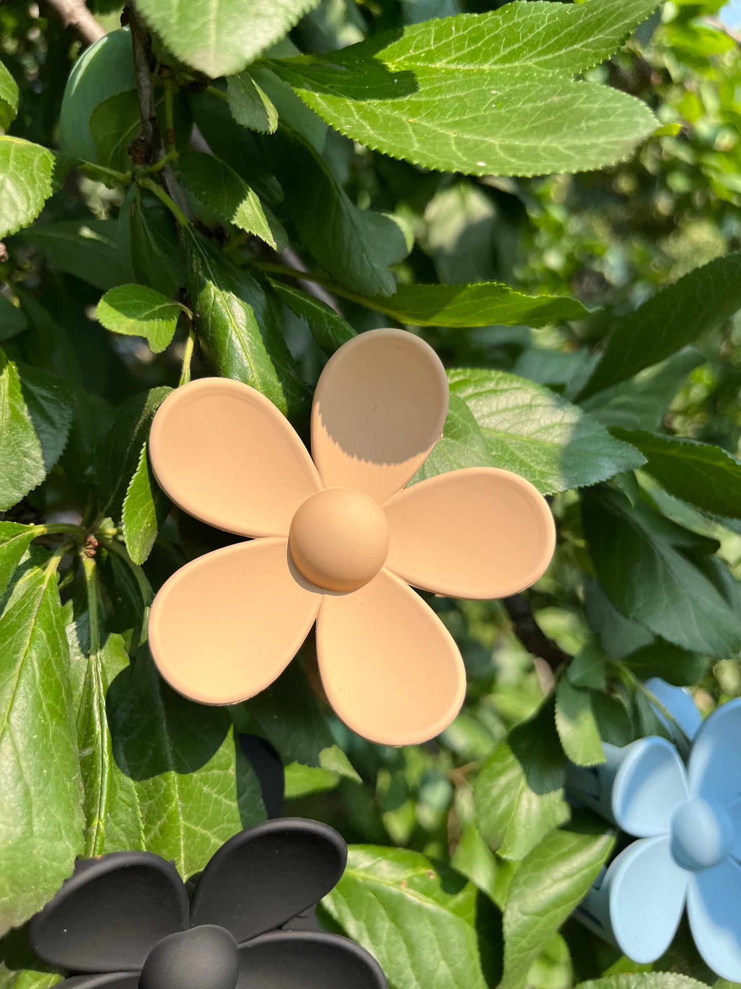 Light Brown Flower Clip